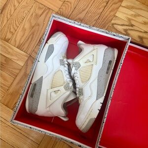 Air Jordan 4 Retro Oreo White and Gray